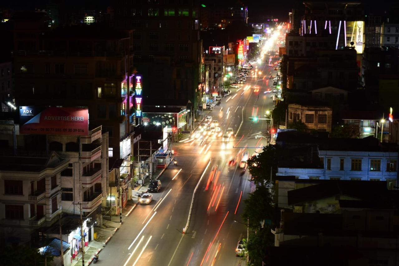 Sanctuary Hotel Mandalay Exterior foto
